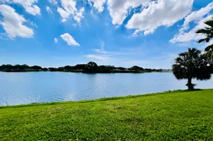 57 Chatham C, West Palm Beach, FL 33417 - Photo 1