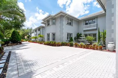 1800 Eagle Trace Boulevard, Coral Springs, FL 33071 - Photo 8