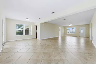 1452 Crest Drive, Lake Worth, FL 33461 - Photo 6