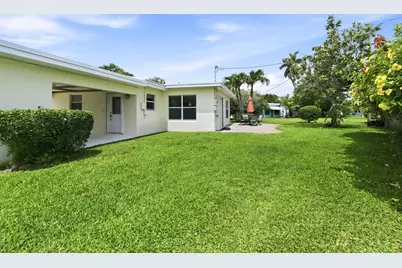 1452 Crest Drive, Lake Worth, FL 33461 - Photo 22