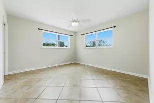 1452 Crest Dr, Lake Worth, FL 33461 - Photo 10