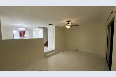 9110 Orchid Tree Lane #138, Pembroke Pines, FL 33024 - Photo 18