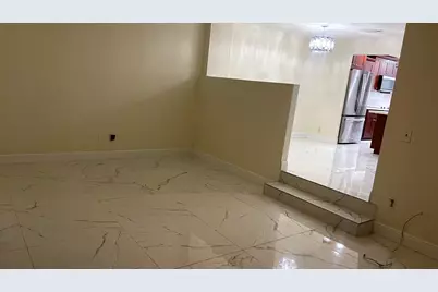 9110 Orchid Tree Lane #138, Pembroke Pines, FL 33024 - Photo 4