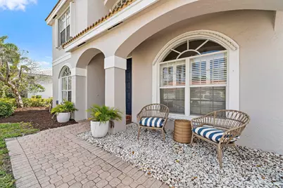 10295 Allamanda Boulevard, Palm Beach Gardens, FL 33410 - Photo 4