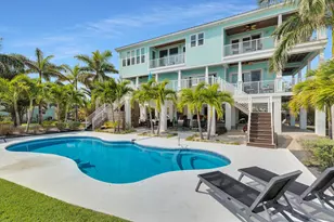17387 Dolphin St E, Sugarloaf Key, FL 33042 - Photo 4