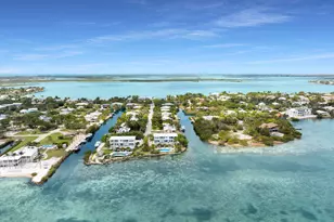 17387 Dolphin St E, Sugarloaf Key, FL 33042 - Photo 50