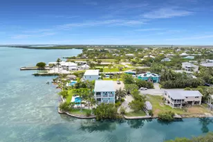 17387 Dolphin St E, Sugarloaf Key, FL 33042 - Photo 48