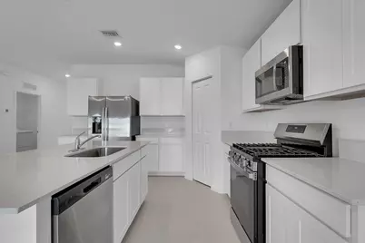 5936 Mangrove Drive, Port Saint Lucie, FL 34987 - Photo 8