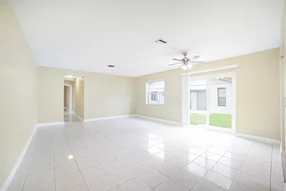 3912 NW 110th Avenue, Coral Springs, FL 33065 - Photo 8