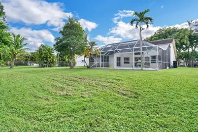 10567 Paso Fino Drive, Wellington, FL 33449 - Photo 4