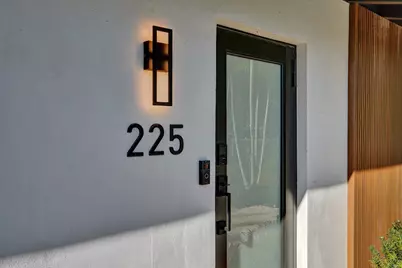 225 NE 10th Street, Delray Beach, FL 33444 - Photo 14