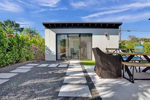 225 NE 10th St, Delray Beach, FL 33444 - Photo 42