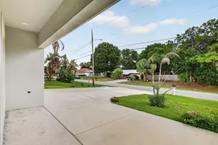 1974 SW Idaho Ln, Port Saint Lucie, FL 34953 - Photo 4