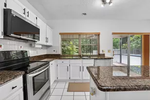 7555 Live Oak Dr, Coral Springs, FL 33065 - Photo 16