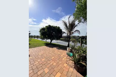 2165 Newport Isles Boulevard, Port Saint Lucie, FL 34953 - Photo 22