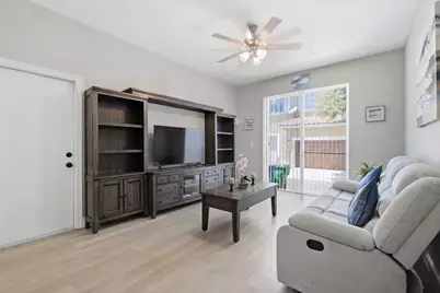 10581 NW 56th Place, Coral Springs, FL 33076 - Photo 8