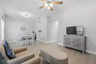 10581 NW 56th Pl, Coral Springs, FL 33076 - Photo 12