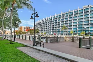 3001 NE 185th St, Aventura, FL 33180 - Photo 24