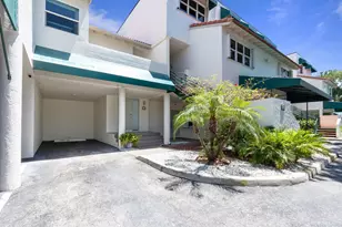 316 N Lake Dr, Lantana, FL 33462 - Photo 1