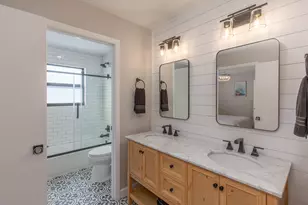 2478 Bedford Mews Dr, Wellington, FL 33414 - Photo 14