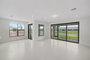 12516 SW Compass Pt Dr, Port Saint Lucie, FL 34987 - Photo 10