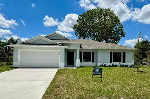 532 SW Buswell Ave, Port Saint Lucie, FL 34983 - Photo 1