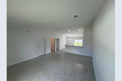 532 SW Buswell Avenue, Port Saint Lucie, FL 34983 - Photo 6