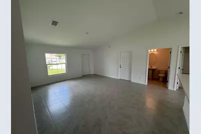 532 SW Buswell Avenue, Port Saint Lucie, FL 34983 - Photo 8