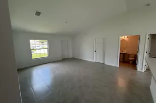 532 SW Buswell Ave, Port Saint Lucie, FL 34983 - Photo 8