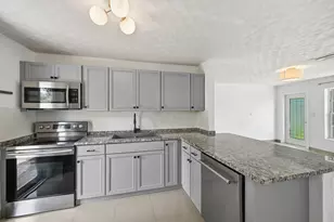 941 NE 23rd Ct, Pompano Beach, FL 33064 - Photo 10