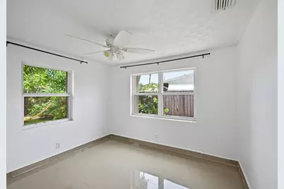 941 NE 23rd Court, Pompano Beach, FL 33064 - Photo 18
