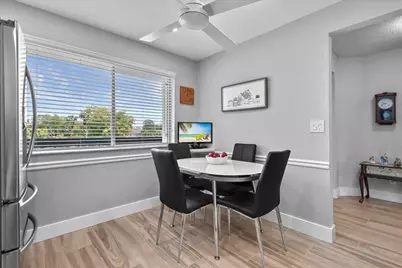 6698 10th Avenue N #305, Lake Worth, FL 33461 - Photo 4