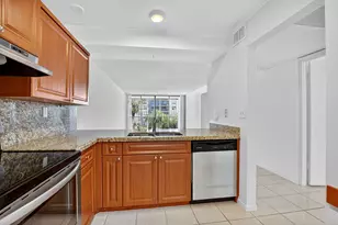 11 Royal Palm Way, Boca Raton, FL 33432 - Photo 18