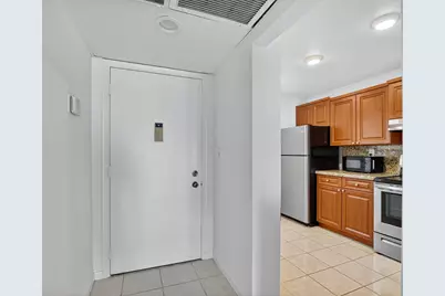 11 Royal Palm Way #3040, Boca Raton, FL 33432 - Photo 4