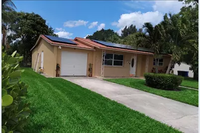 729 Ilex Court, West Palm Beach, FL 33403 - Photo 2