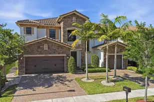 10271 Peninsula Pl, Parkland, FL 33076 - Photo 2