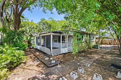 2020 NE 4th Avenue #1, Wilton Manors, FL 33305 - Photo 8