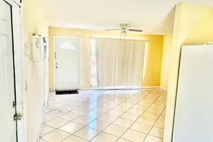 4940 SW 18th St, Fort Lauderdale, FL 33317 - Photo 8