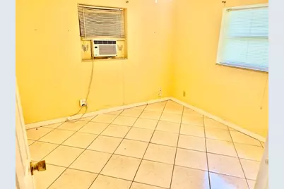 4940 SW 18th Street, Fort Lauderdale, FL 33317 - Photo 14