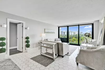 3701 N Country Club Drive #605, Aventura, FL 33180 - Photo 2