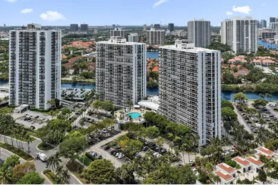 3701 N Country Club Drive #605, Aventura, FL 33180 - Photo 38