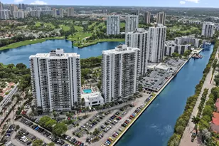 3701 N Country Club Dr, Aventura, FL 33180 - Photo 48