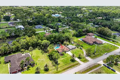 12206 Temple Boulevard, The Acreage, FL 33412 - Photo 42