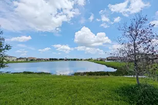 786 Worlington Ln, Fort Pierce, FL 34947 - Photo 4
