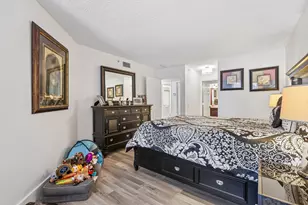 9625 NW 1st Ct, Pembroke Pines, FL 33024 - Photo 22