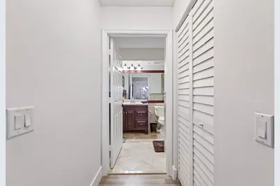 9625 NW 1st Court #11-101, Pembroke Pines, FL 33024 - Photo 24