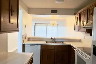 6021 Coral Lake Dr, Margate, FL 33063 - Photo 1