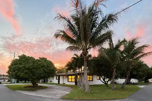 117 SE 22nd Ave, Boynton Beach, FL 33435 - Photo 2