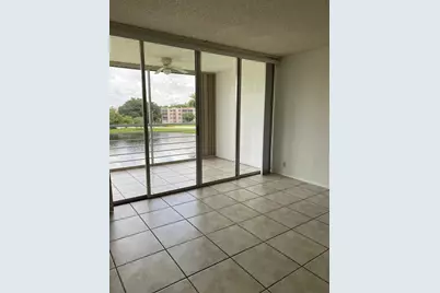 9440B Poinciana Place #404, Davie, FL 33324 - Photo 8