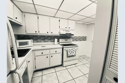 9440B Poinciana Place #404, Davie, FL 33324 - Photo 4